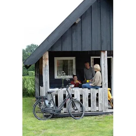 Houtlodge | 18 Personen Feriehus Voorthuizen